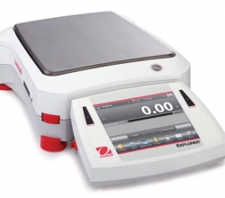 Explorer™ 精密天平  EX2202/E